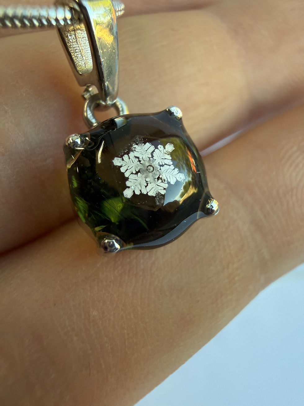 Miniaturbild: Pendant-Moldavite/Preserved Snowflake