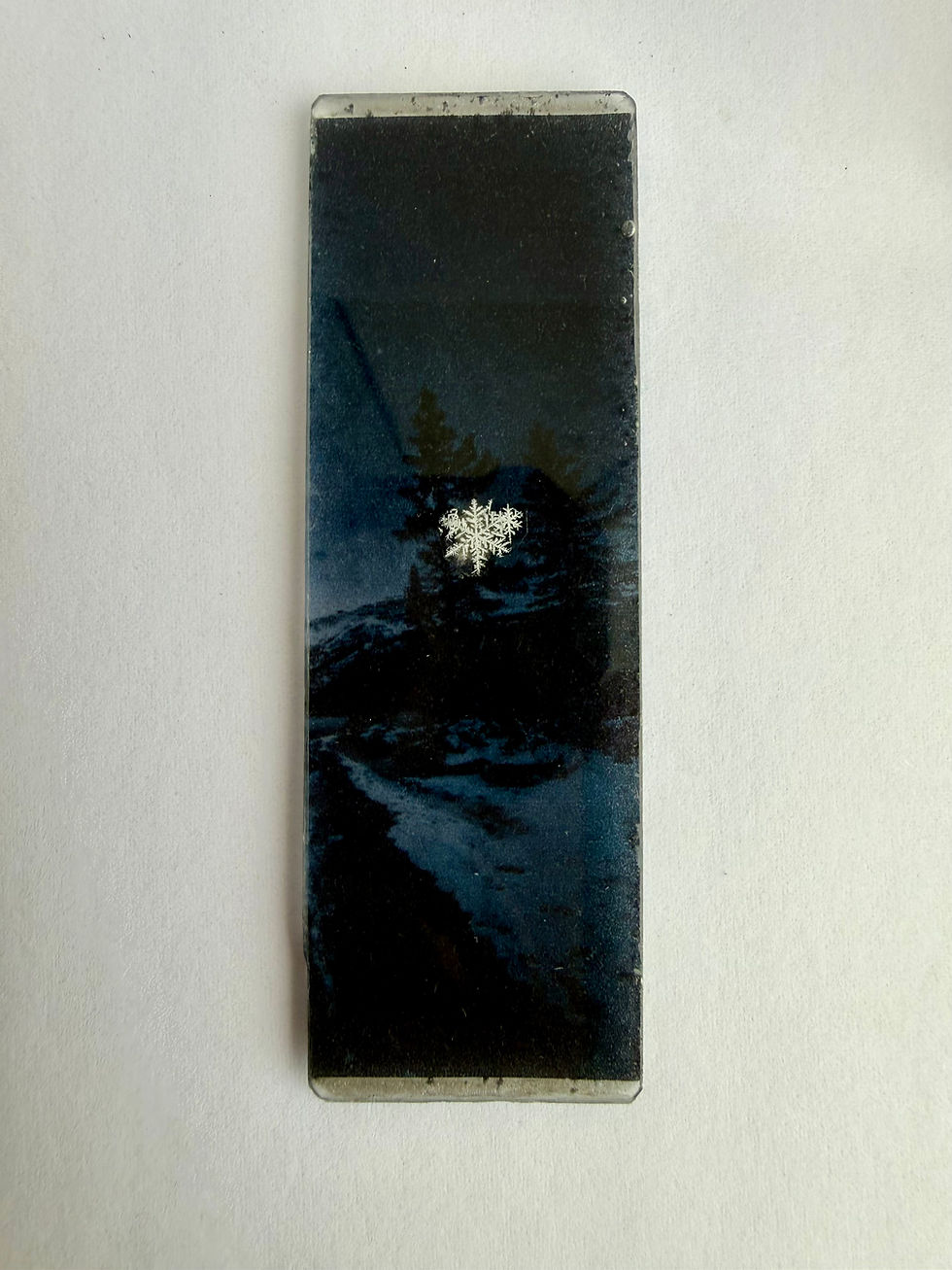 Thumbnail: Art Display/Microscope Slide-Real Snowflake Preserved Resin/Glass