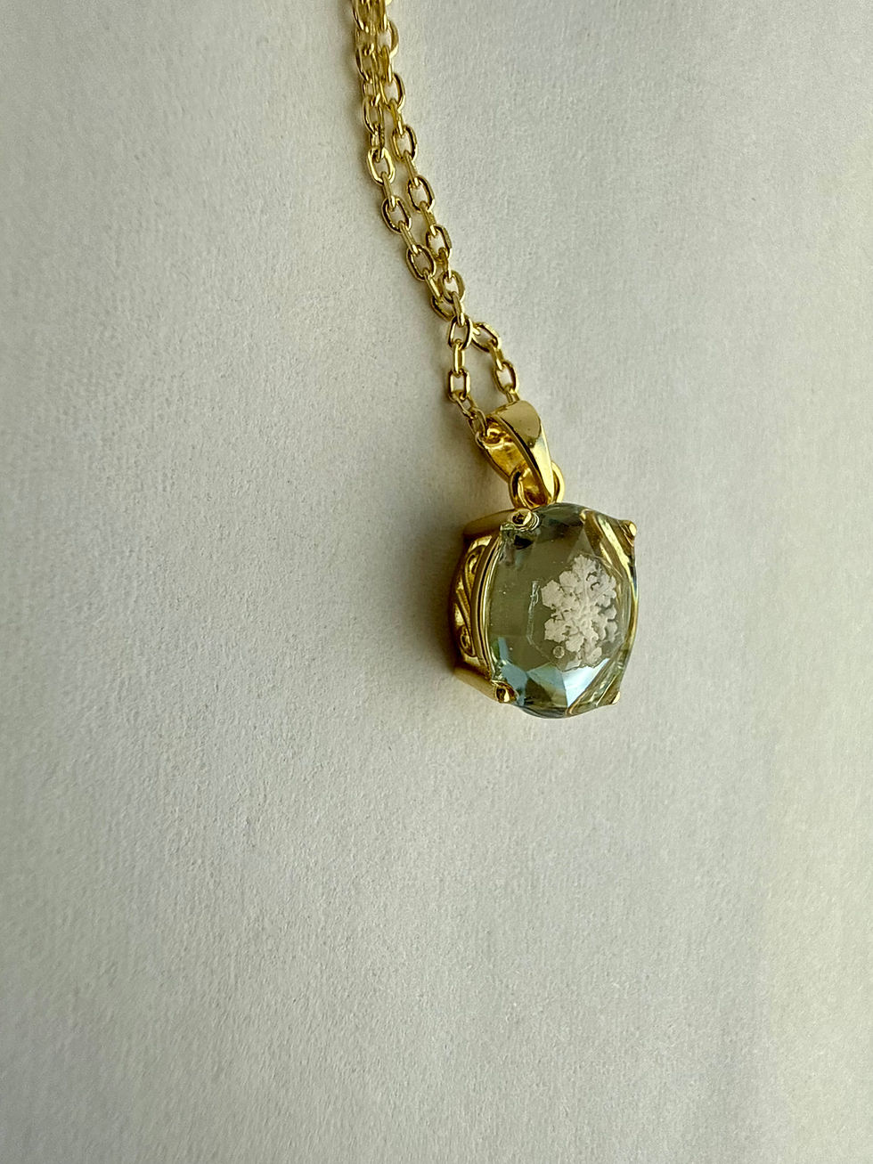 Thumbnail: Pendant-Topaz/Preserved Snowflake