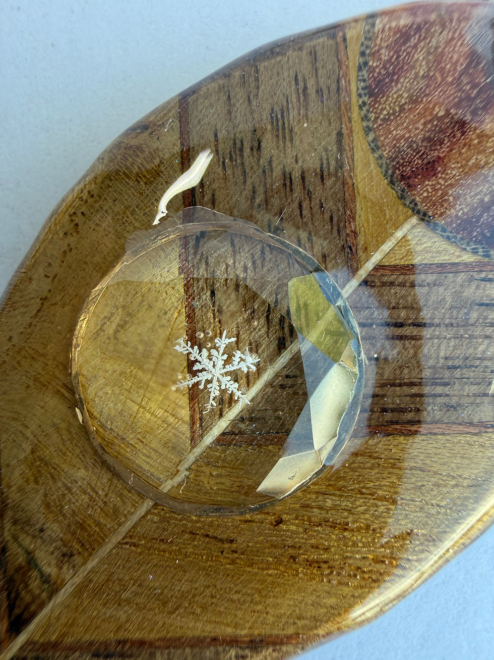 Miniaturbild: Preserved Snowflake Exotic Wood Pendant, Clear Quartz Necklace, Real Snowflake J