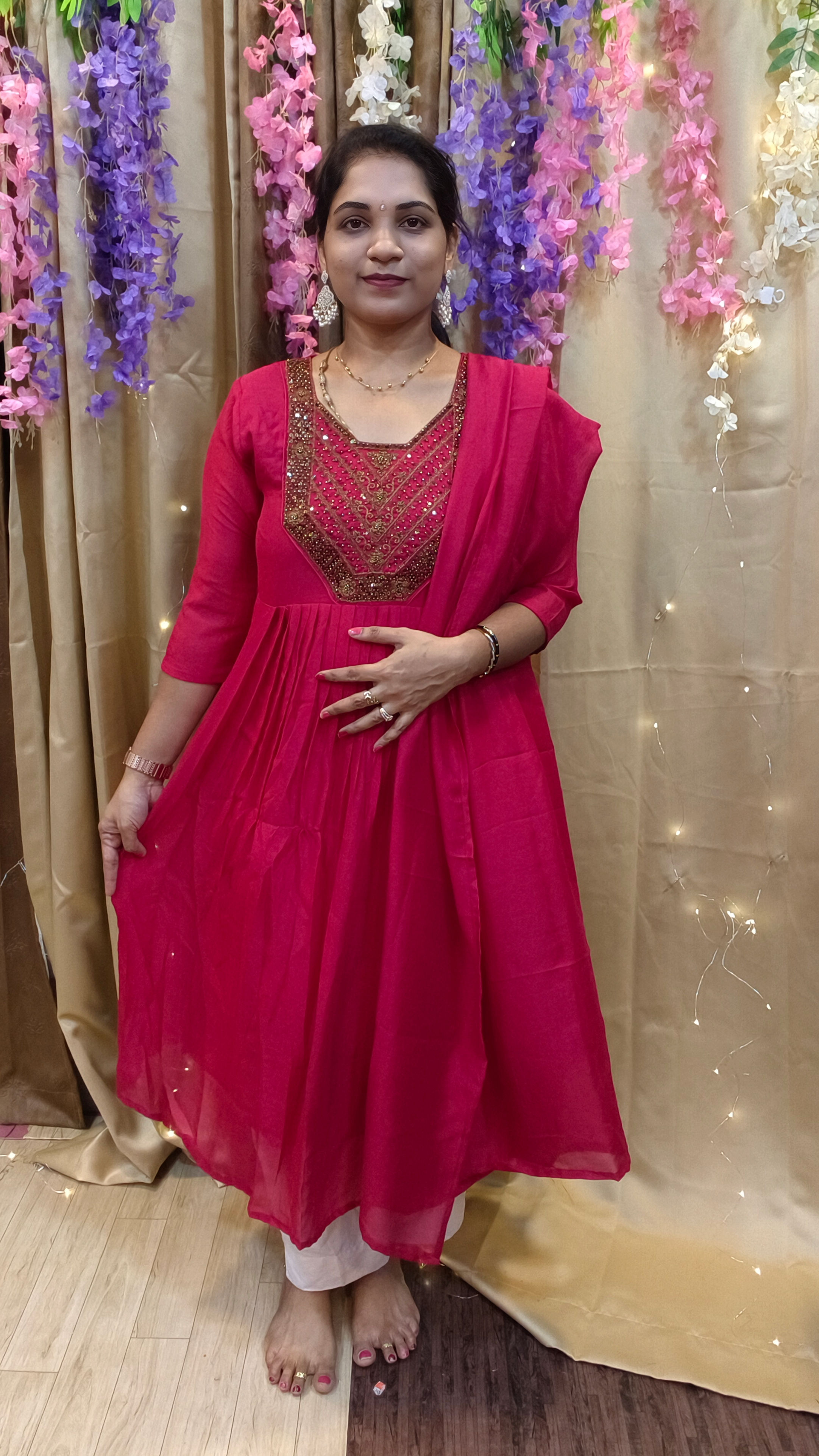 PINK --- AARI WORK KURTI WITH DUPPATA 