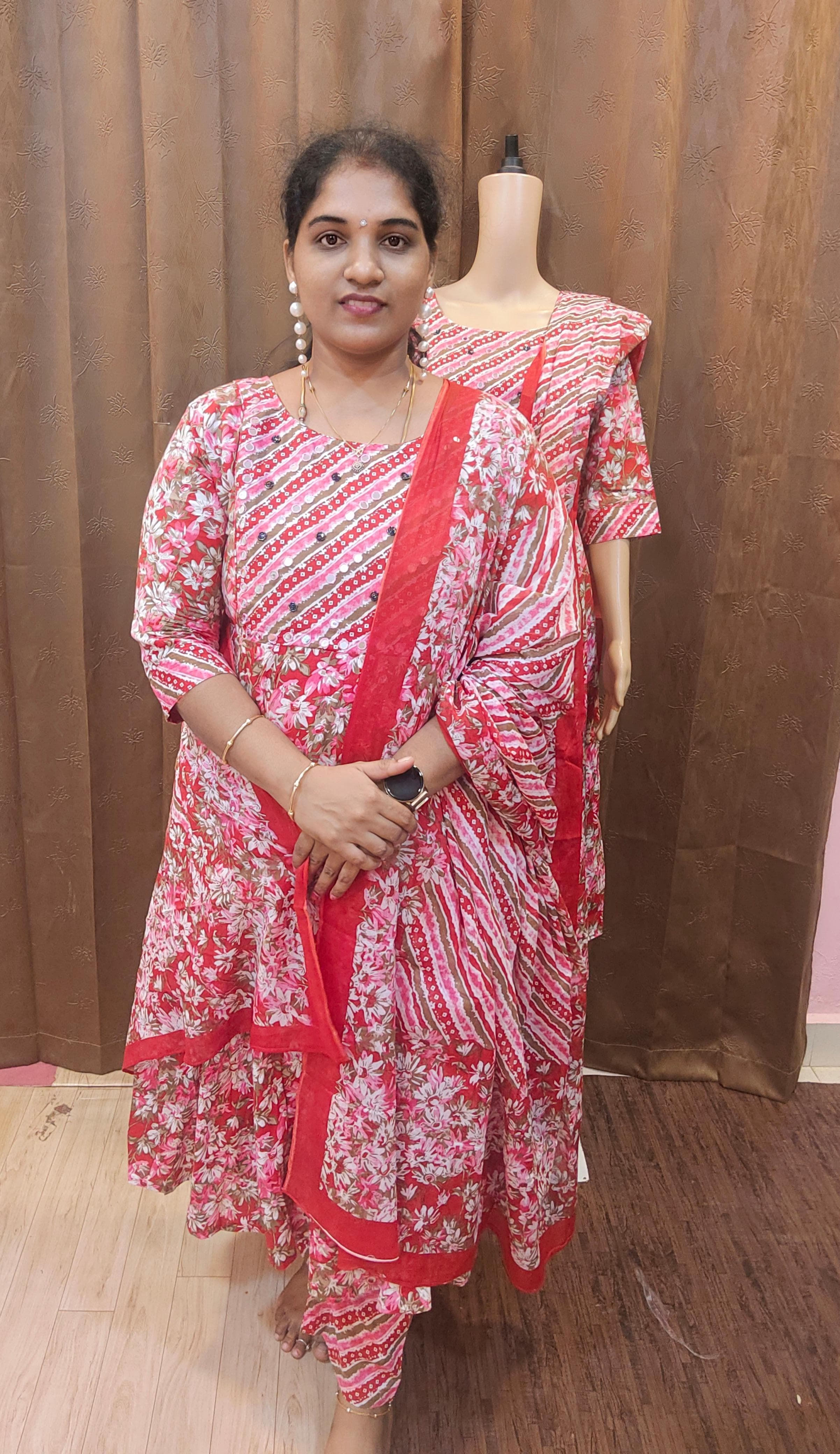 3 β Pieces Set Kurthi