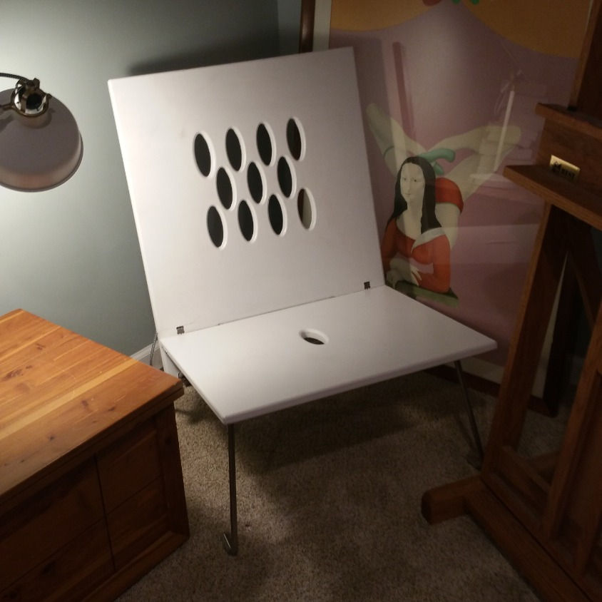 Thumbnail: Oval, Lounge