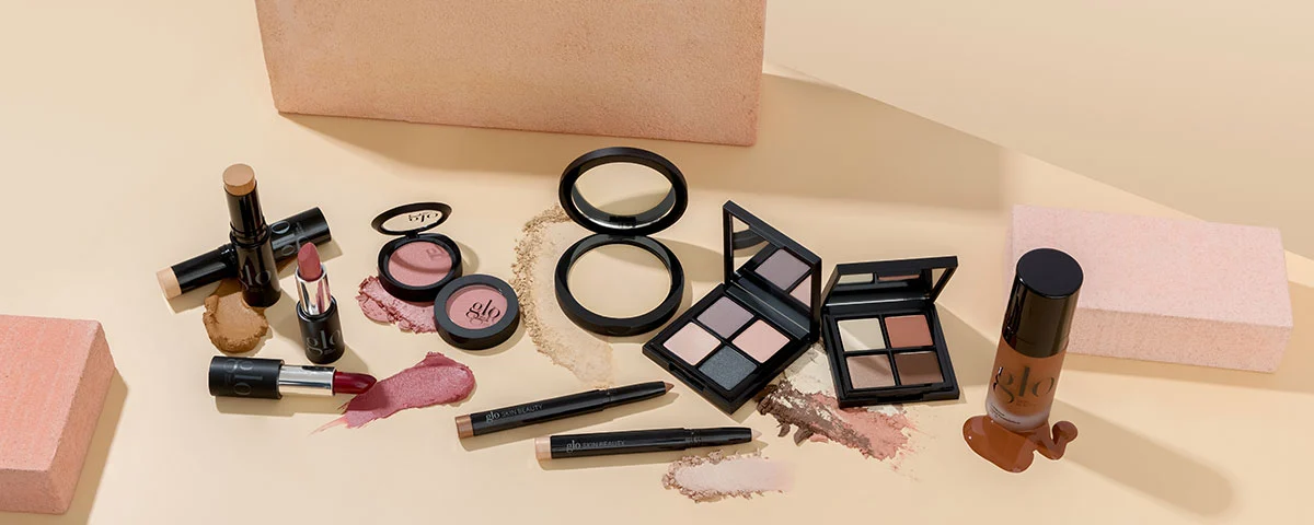 sensitive-skin-makeup.webp