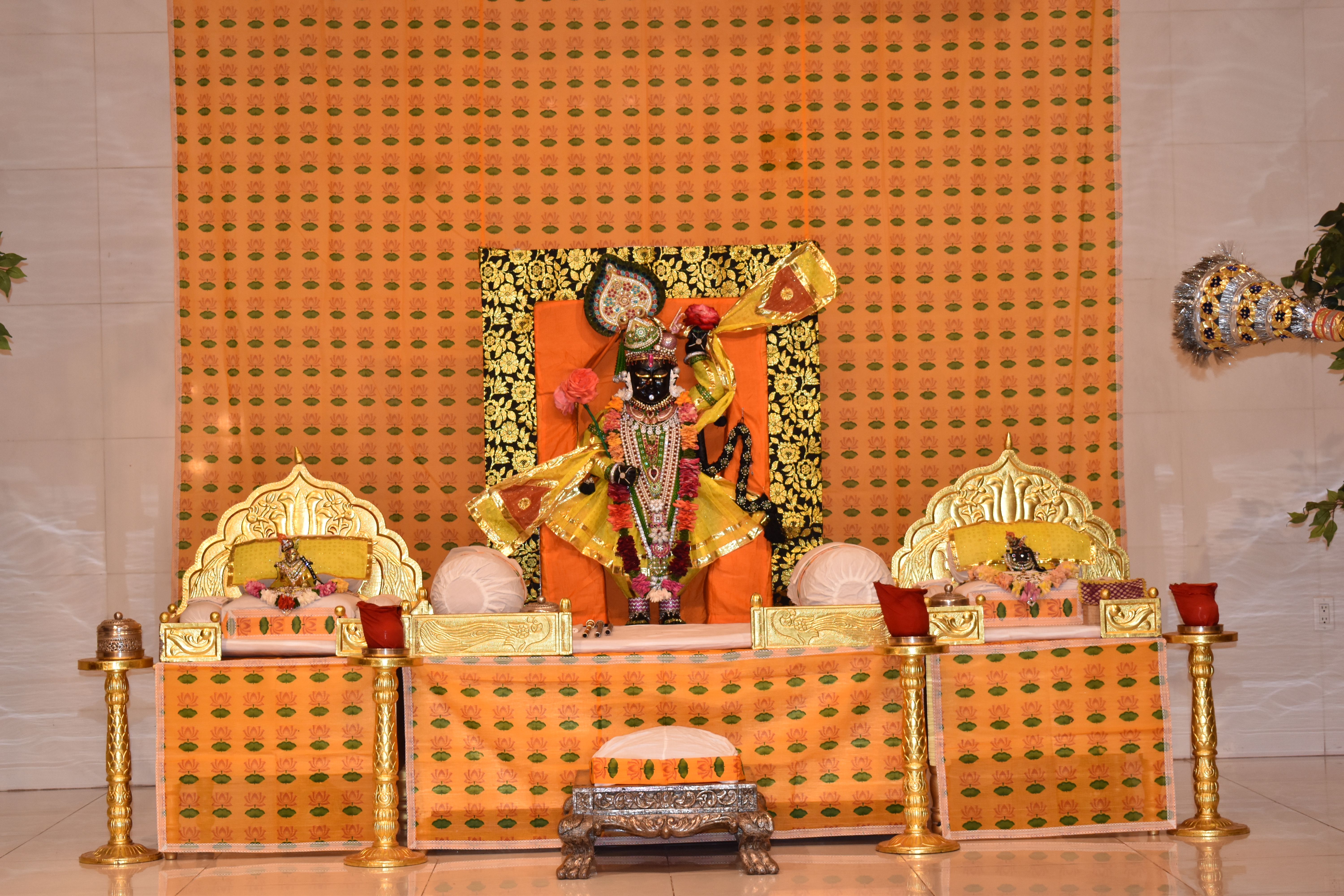 Shrinathji Haveli, Irvine