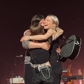 Behind The Fan: @boygeniusontour 🦷