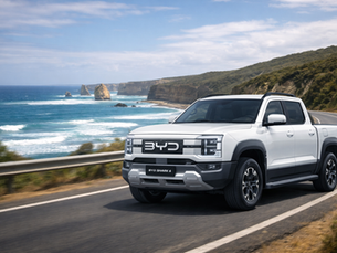 Exploring the Great Ocean Road in a BYD Shark 6 Hybrid Adventure
