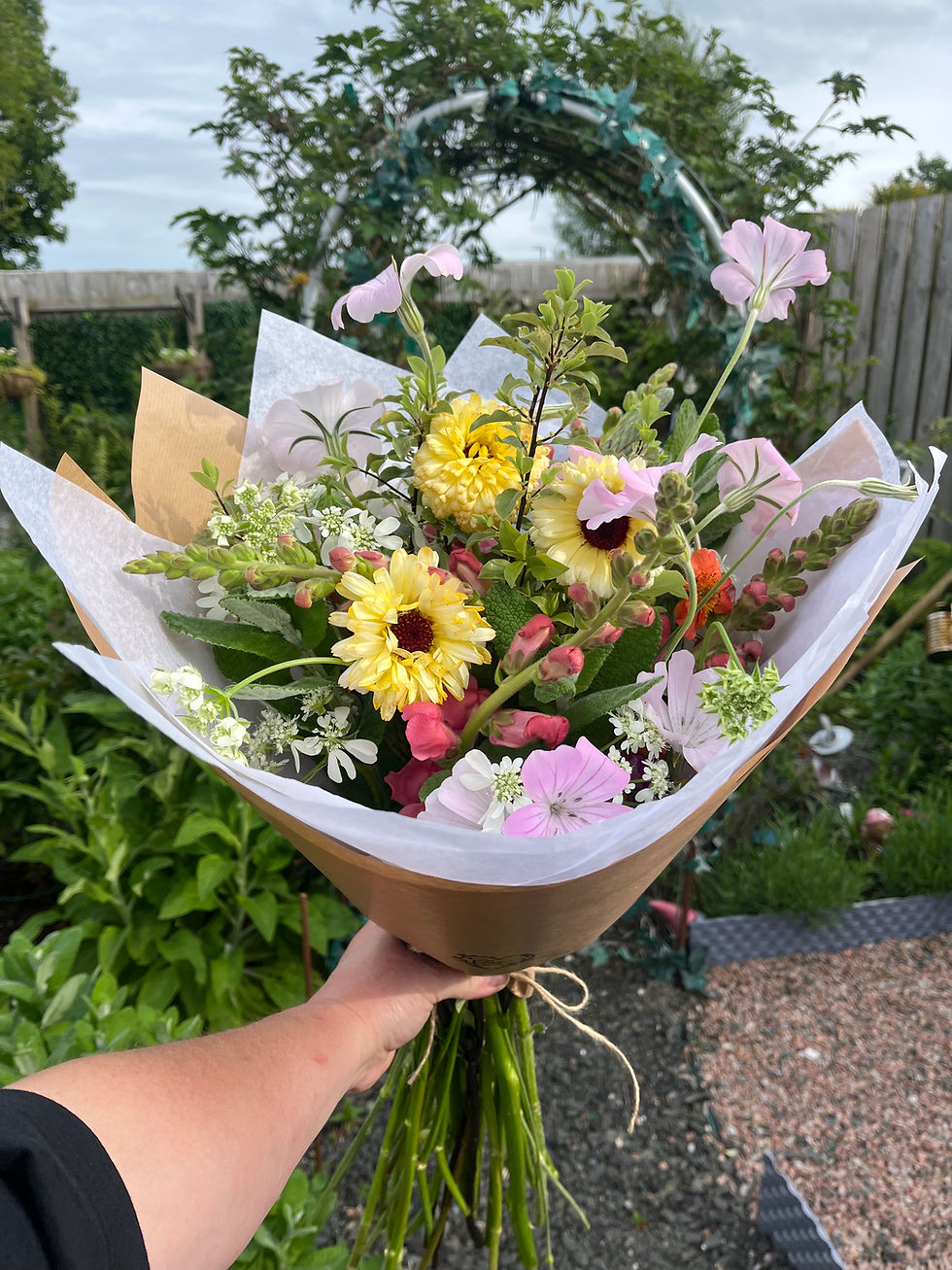 Thumbnail: Early Summer Bouquet