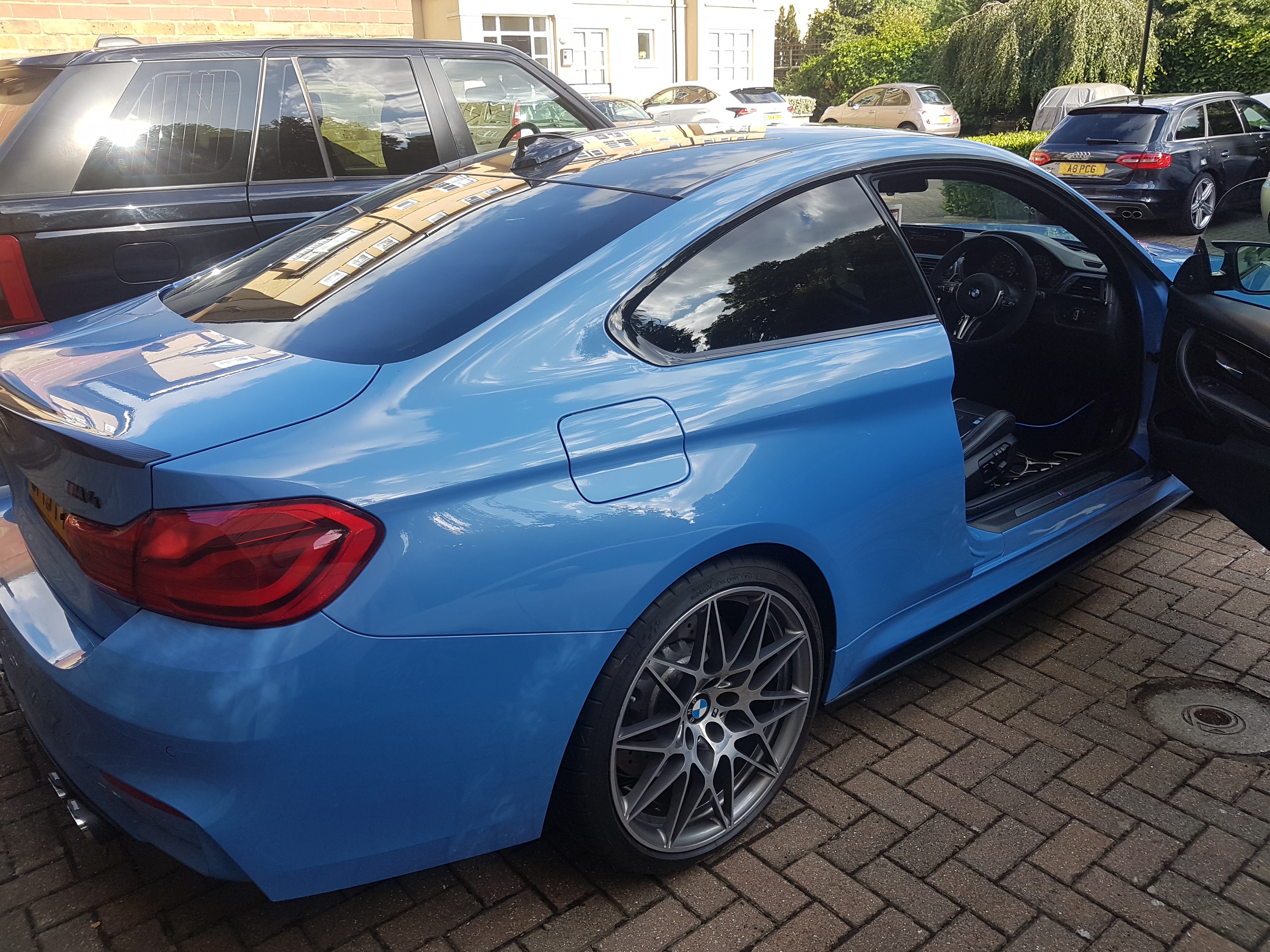 F82 PERFORMANCE