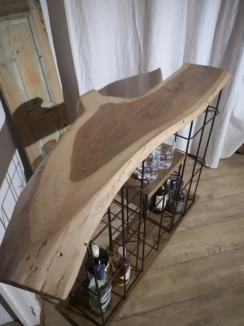 Miniature : bar métal