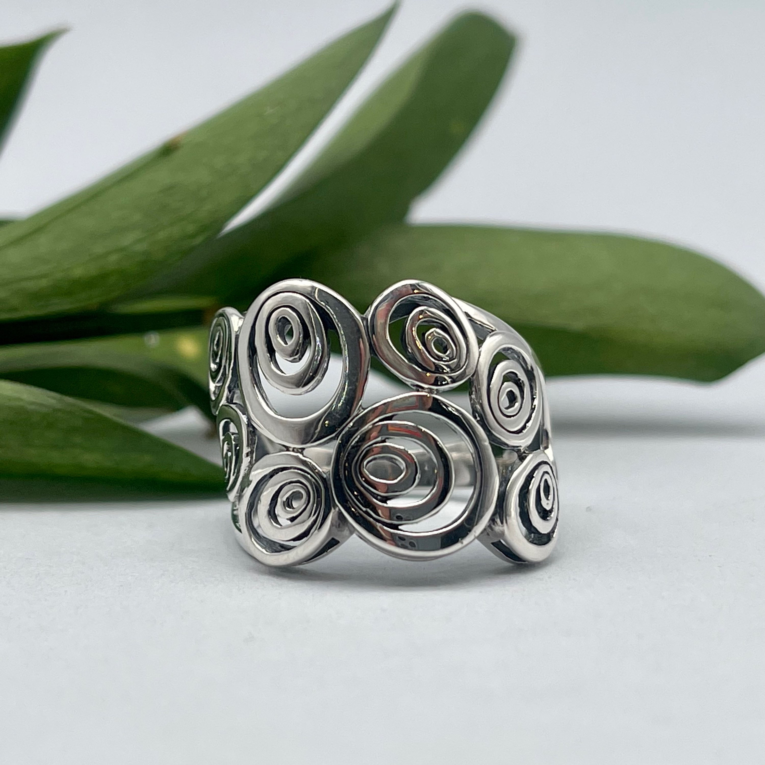 Patterned Swirls ring