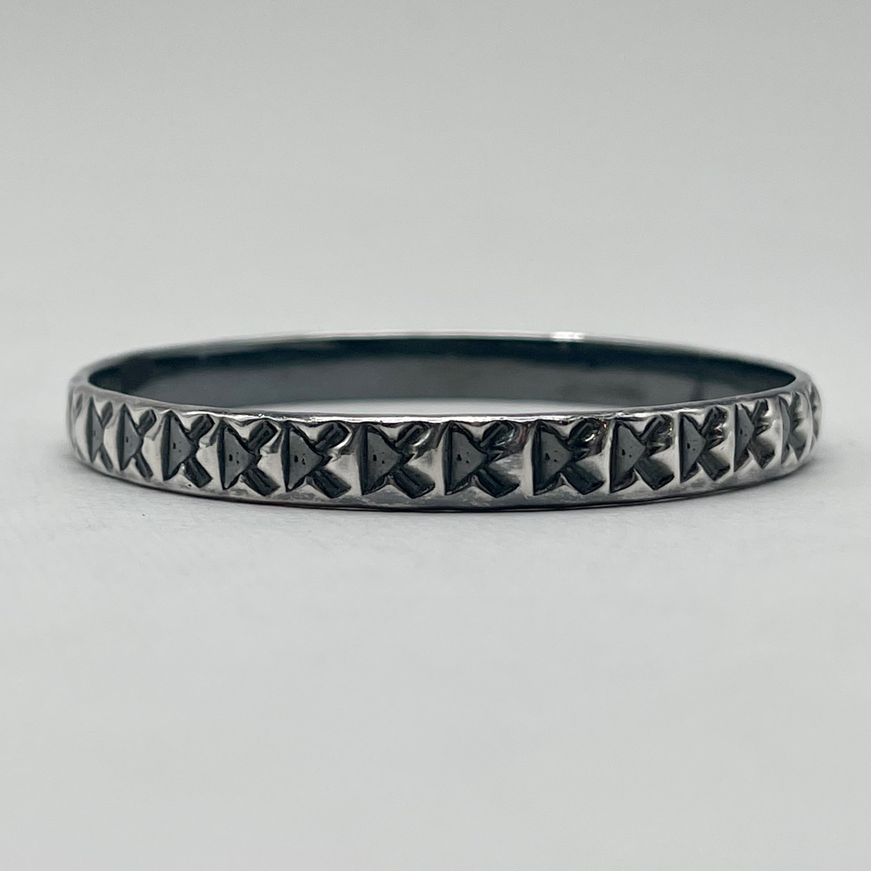 Oxidised Patterned Bangle