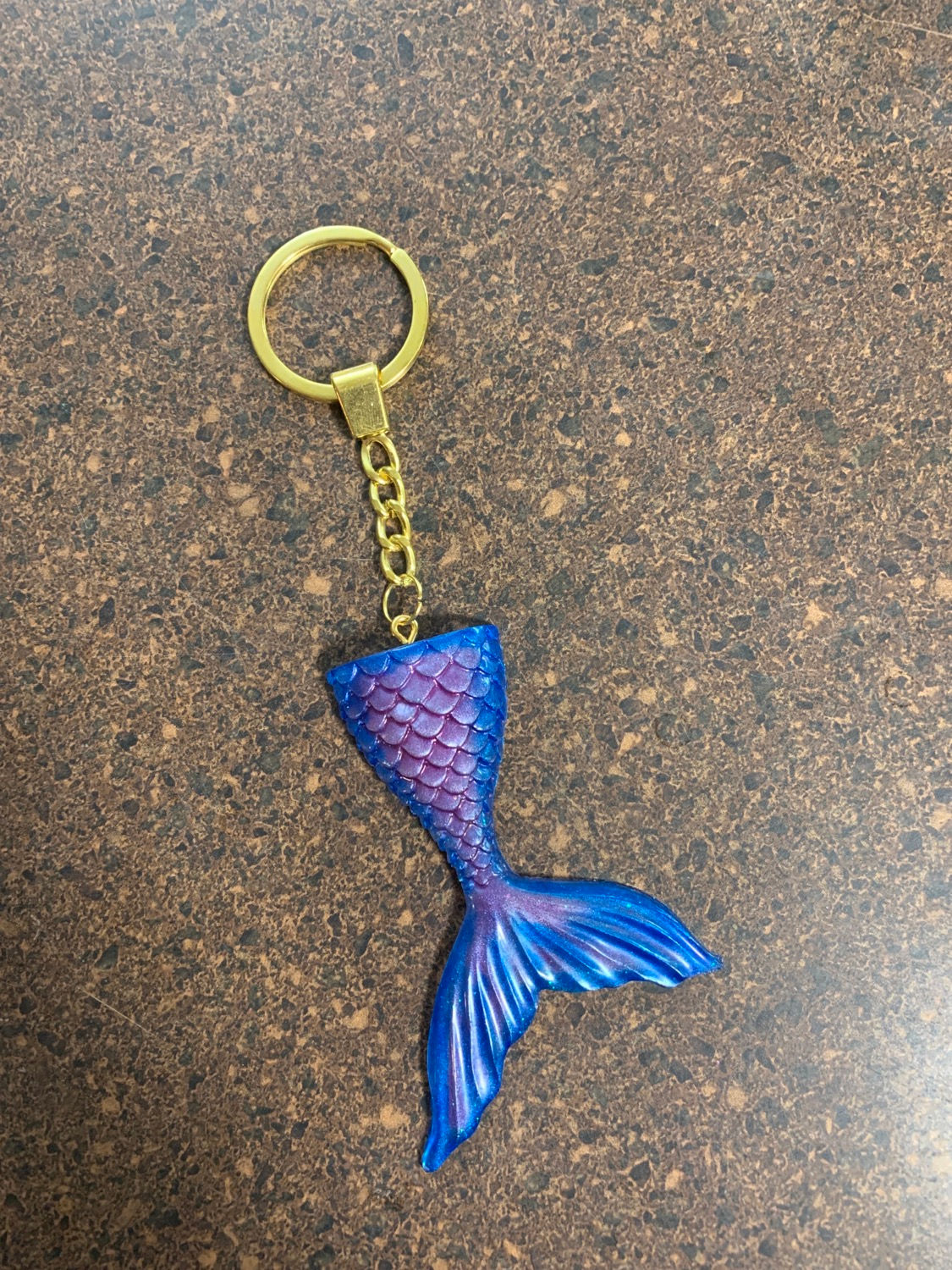 Blue & pink keychain with glitter 