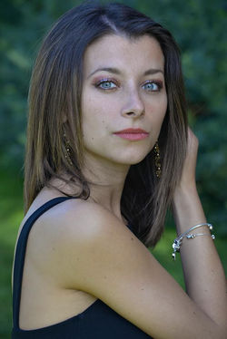 Giulia headshot 1.jpg