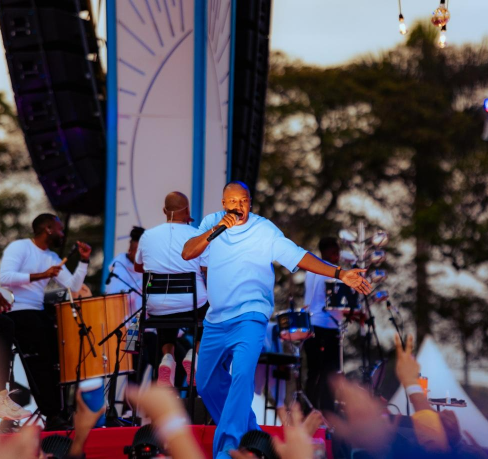 Thiaguinho na Tardezinha 2023 em Londrina/ Crédito @nettodg