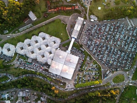 Mercopar inicia preparativos e montagem da estrutura a uma semana do evento, consolidando-se como uma das maiores feiras de inovação industrial.