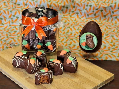 Ovo em Fatias da D’Fuhrmann Chocolates com seis sabores e linha Capivara para Páscoa 2026