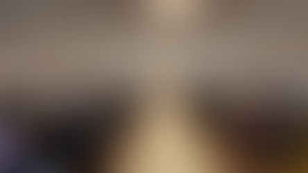 Fiéis participando de celebração da Semana Santa no Santuário São Francisco de Assis em Curitiba