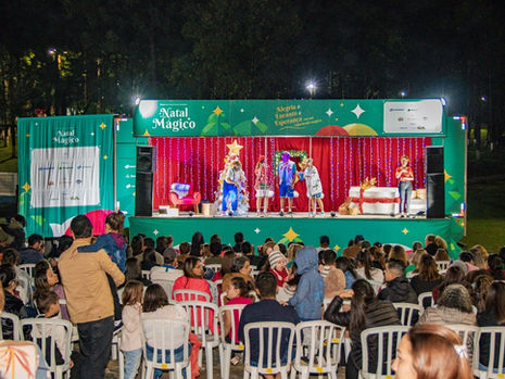 Espetáculo Natal Mágico no litoral do Paraná