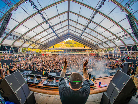 Warung Day Festival em Curitiba