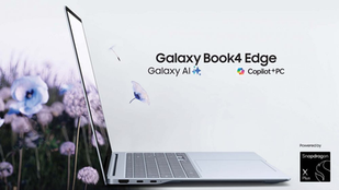 Notebook Samsung Galaxy Book4 Edge aberto sobre mesa de estudo