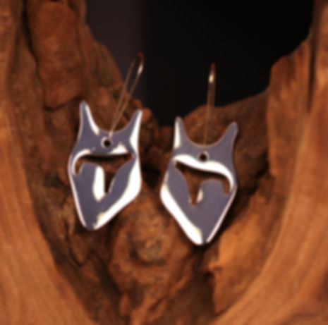 Metal "Bull" elk teeth (Chrome tone)