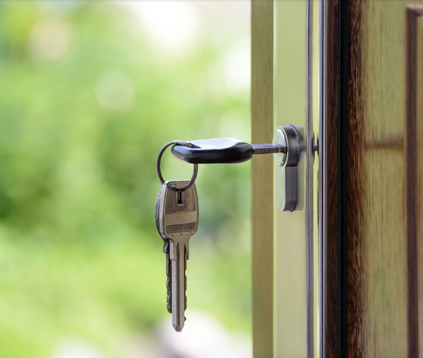 Expert contractor installing new door for home renovation.