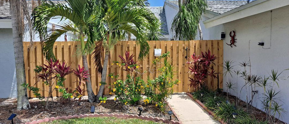 6' Visual Shadow Box fence Pick-It Fence Palm Beach.jpeg