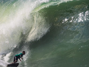 Campeões do Itacoatiara Big Wave 2025 ajudaram no resgate de vítimas das enchentes no Rio Grande do Sul