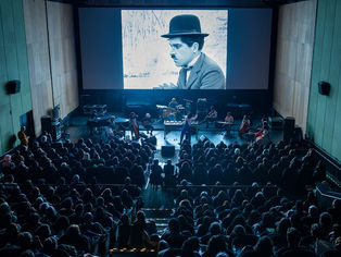 Mostra em Niterói exibirá filmes mudos acompanhados por trilha sonora criada ao vivo