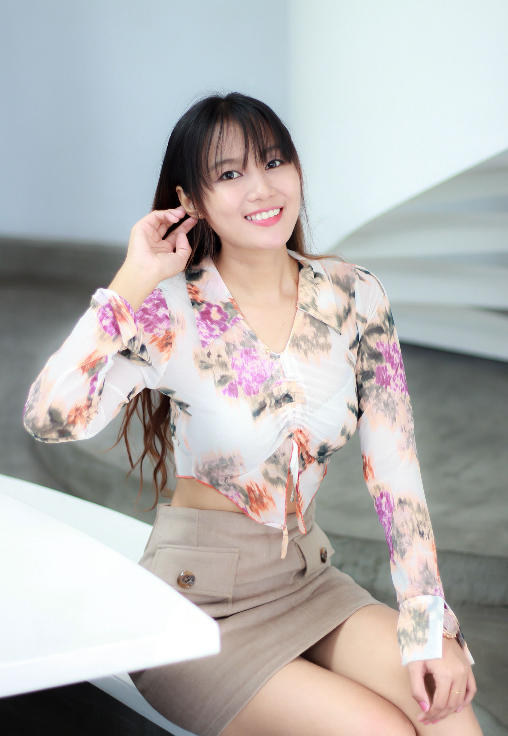Long sleeve mesh top
