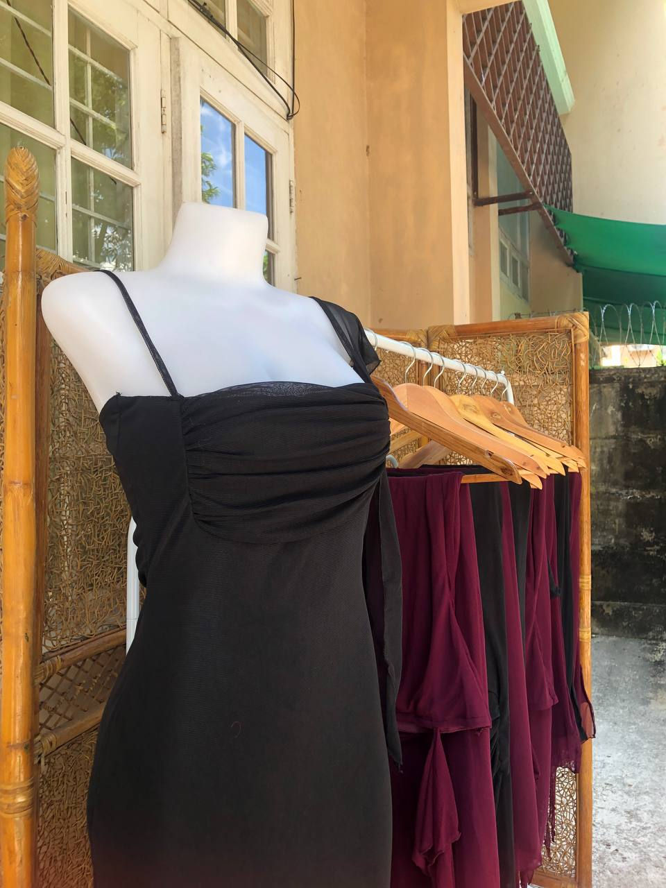 Thumbnail: Sleeveless  Dress ( black )
