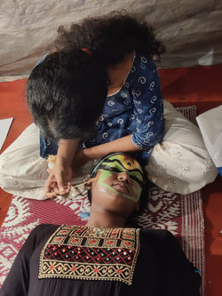 Process of Applying the Chutti