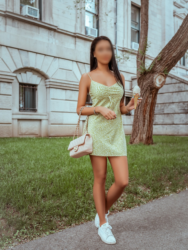 Gallery Gabriella Summers