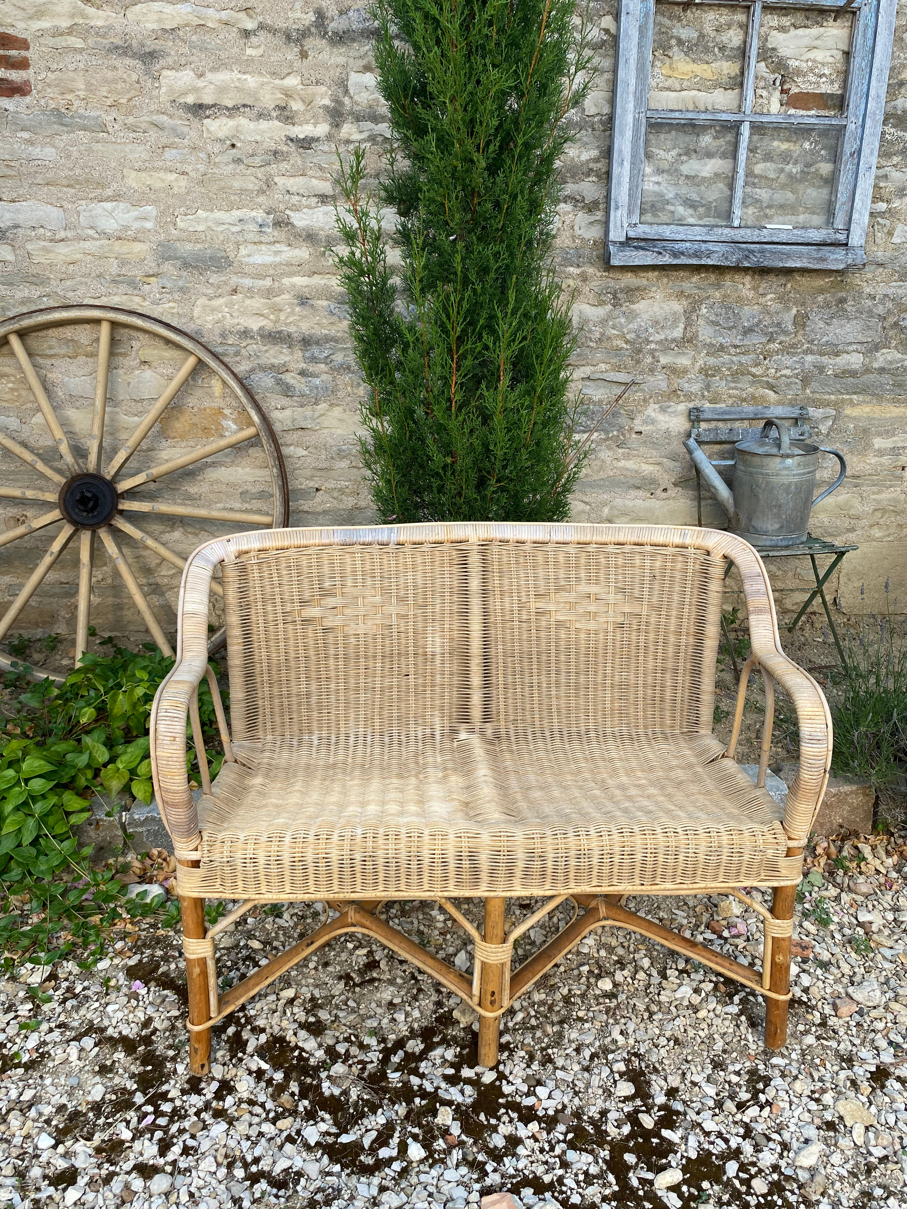Ancienne Banquette en rotin Vintage "Marinette"