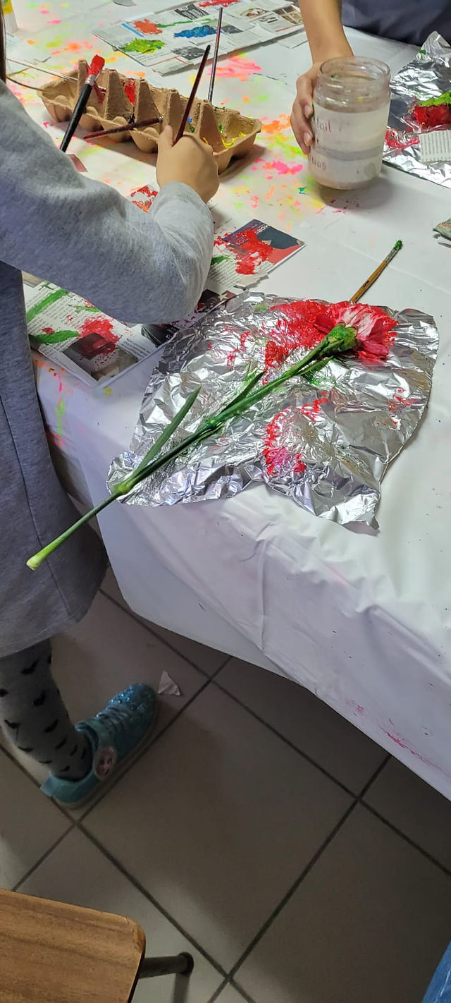 Oficina de Artes Plásticas com a CEA no Descentrar