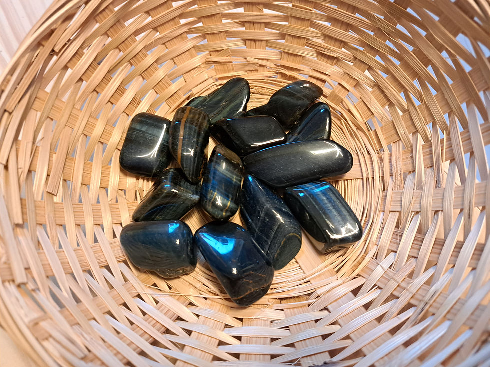 Miniature : Pierre Roulée Oeil de Faucon