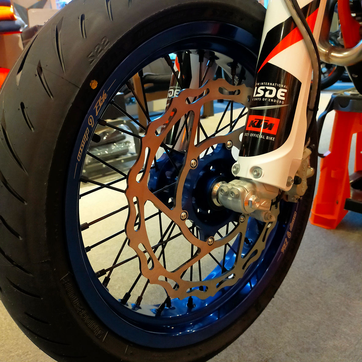 250EXC-F SIXDAYS モタードカスタム車両