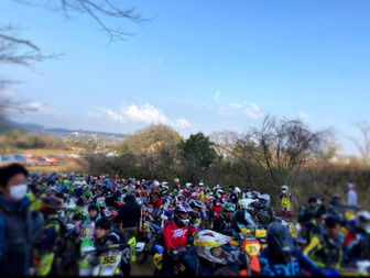 ☆12/4(日)の営業案内☆