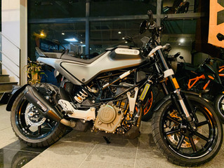 SVARTPILEN250 納車