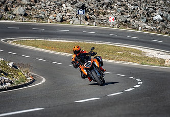 501381_ 2022 KTM 1290 GT _ 2023 KTM PowerWear _RAPID 2-PCS LEATHER SUIT.jpg