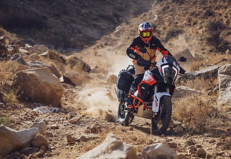 488967_MY23 KTM 1290 SUPER ADVENTURE R Action - CAT B_EU_ Global.jpg