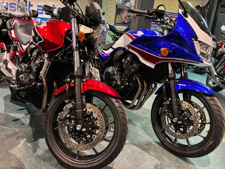 CB400SF・CB400SB入荷しました!