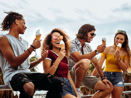 Sommer Aktivitäten mit Freunden