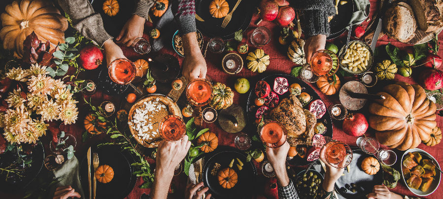 Friendsgiving - Dein Thanksgiving Dinner mit Freunden