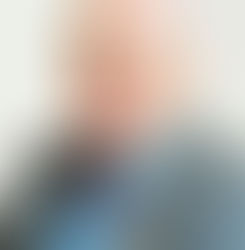 سرغي ميخالكوف:  كلمتان توجهان كل وتيرة حياتنا: البيت والعائلة!