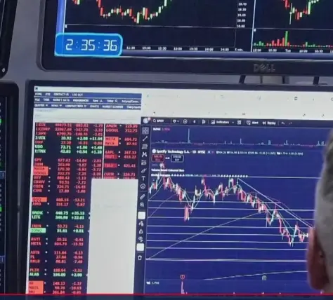 Markets Slide as Trump Revives Trade War Fears Tied to Greenland