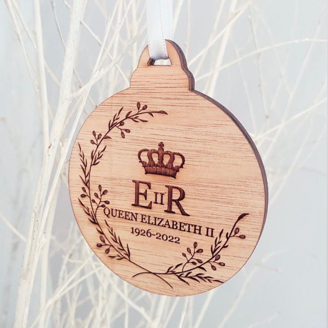 Queen Elizabeth II Commemorative Bauble