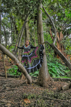 49706013_728883774171458_313110584826527