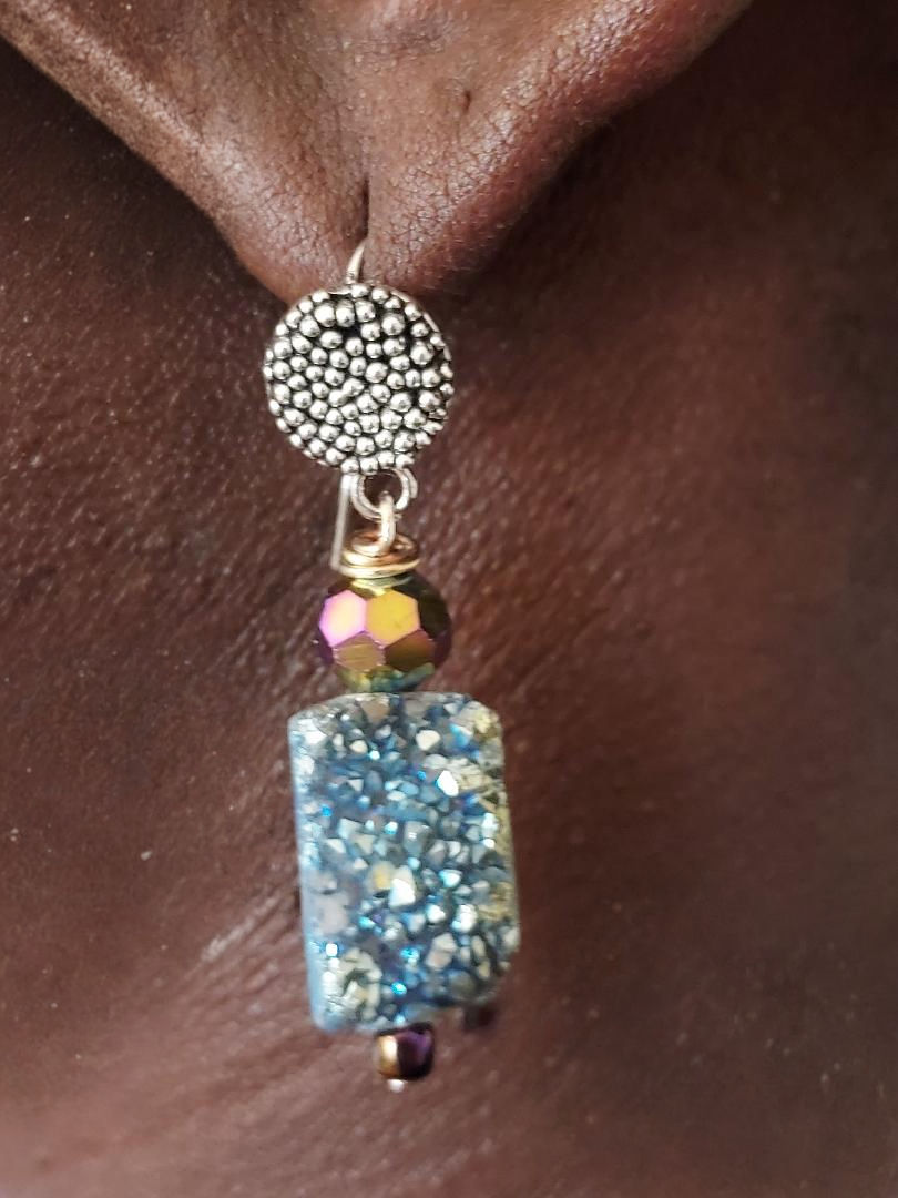 Thumbnail: Handmade Peacock Blue Druzzy Earring